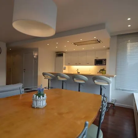 Aftersurf Apartment *